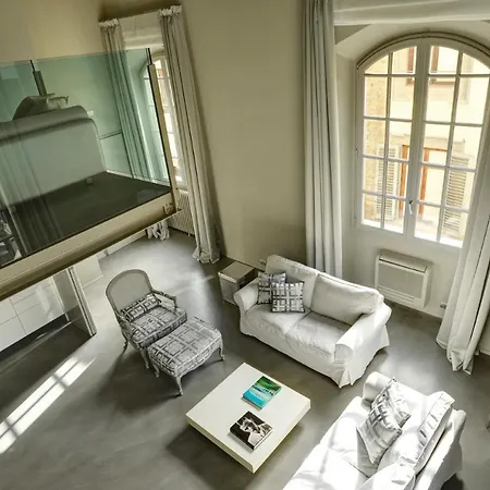 Strozzi Square Amazing House